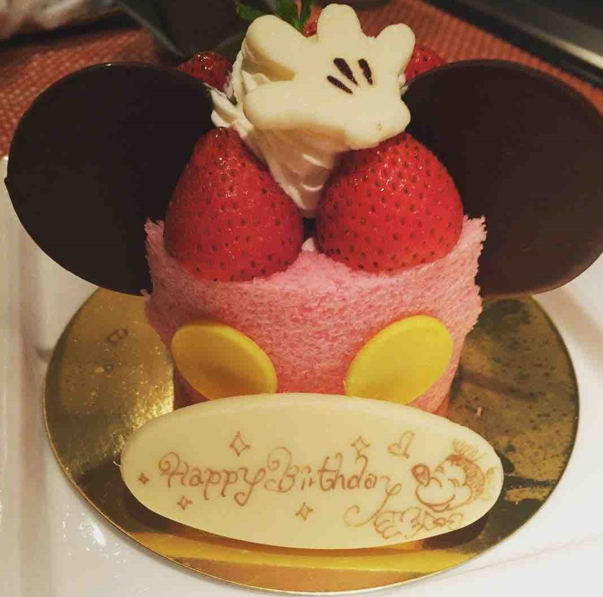 バースデーケーキ キャステル Castel ディズニー情報