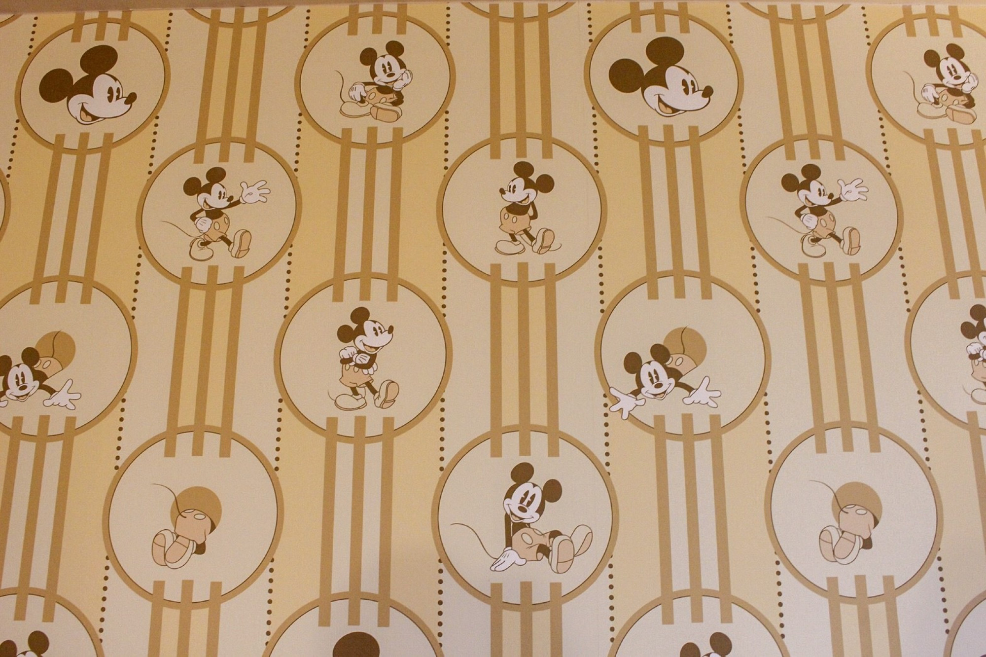 ミッキーマウスルーム アンバサダーホテル の壁紙 キャステル Castel ディズニー情報