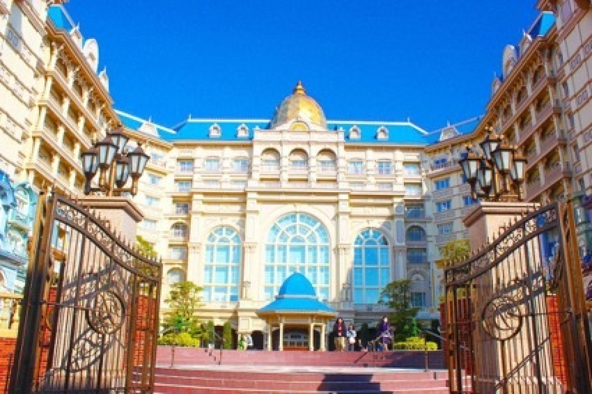 ディズニーランドホテル外観 キャステル Castel ディズニー情報