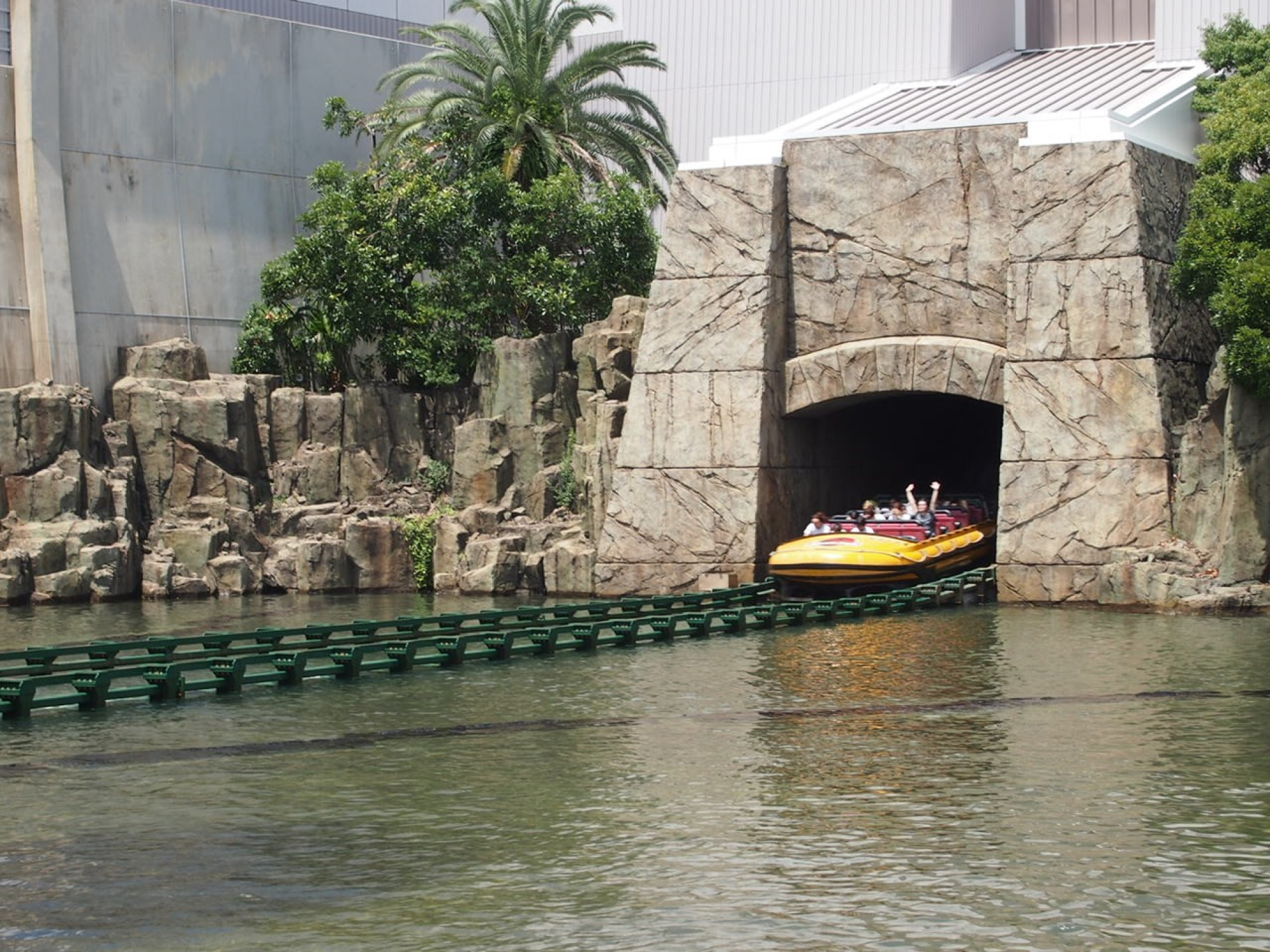 ジュラシック パーク ザ ライド キャステル Castel ディズニー情報