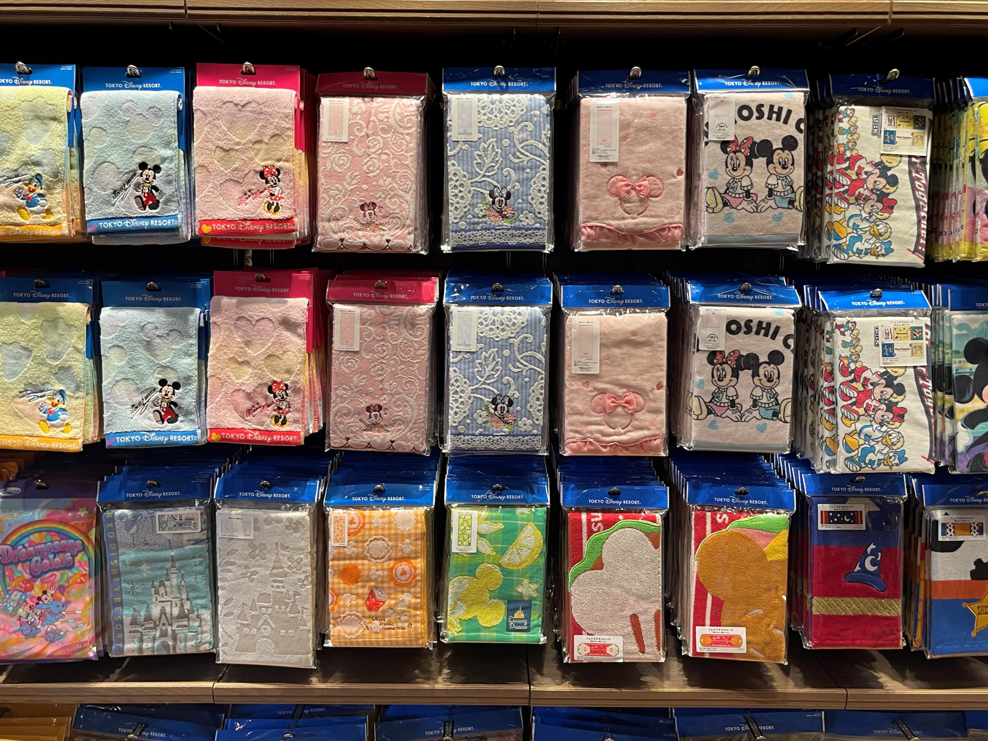 ディズニーで買えるタオル キャステル Castel ディズニー情報