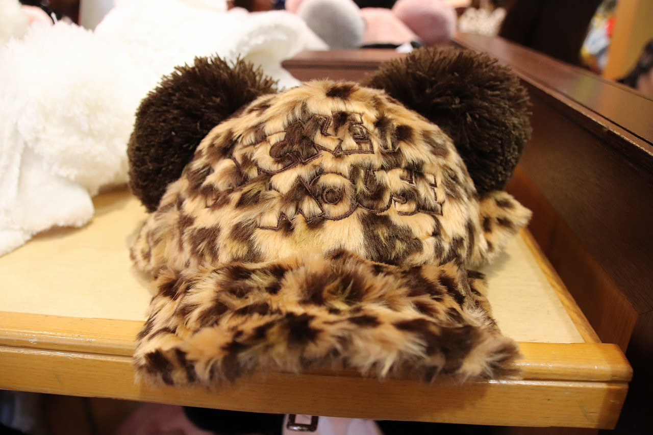ポンポン付きキャップ ヒョウ柄 キャステル Castel ディズニー情報