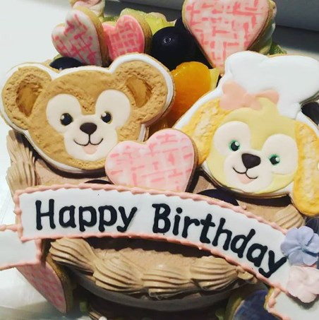 ダッフィーとクッキーちゃん誕生日ケーキ キャステル Castel