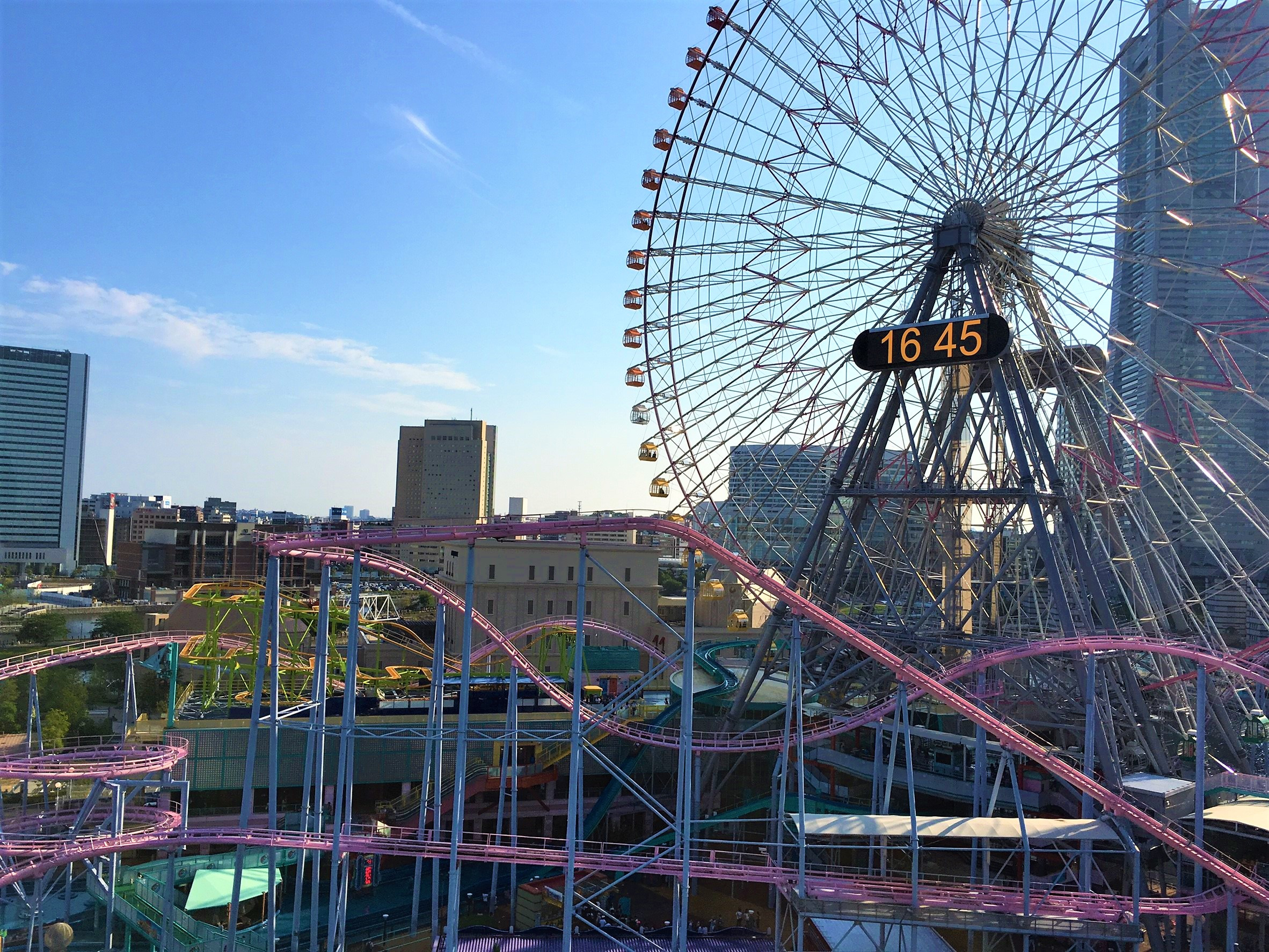 コスモワールドのジェットコースター キャステル Castel ディズニー情報