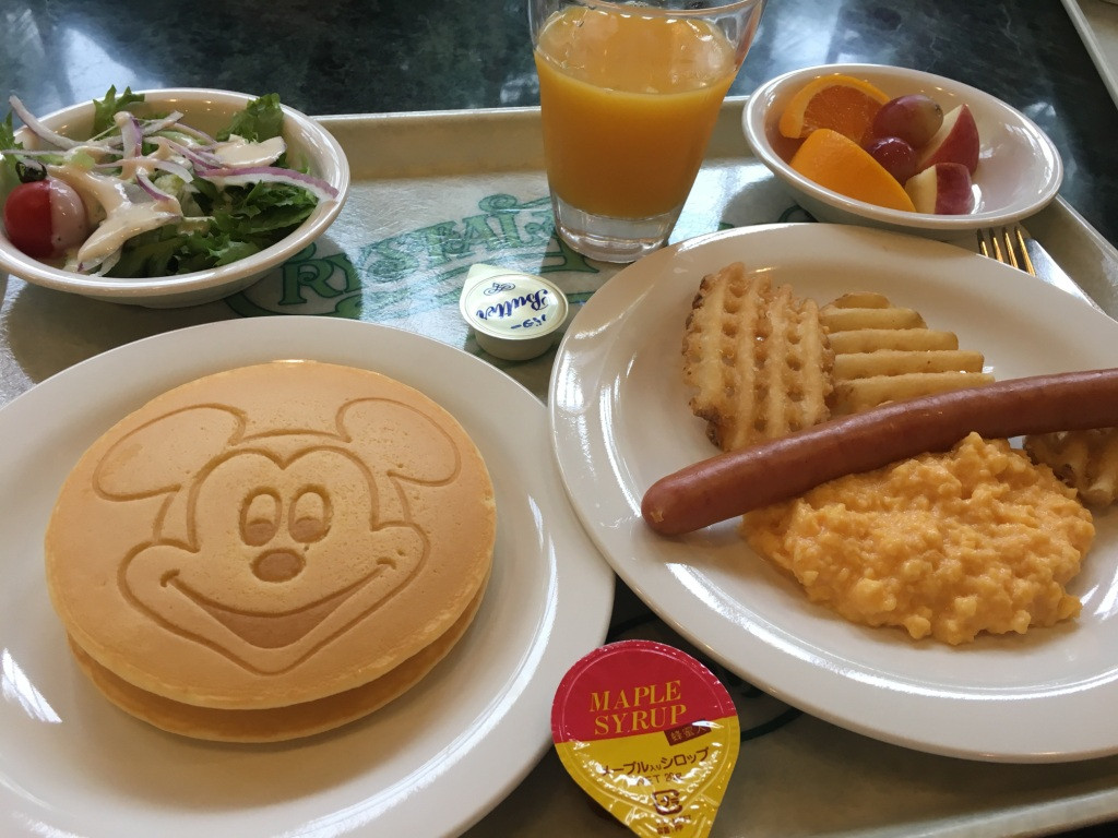 クリスタルパレス レストランの朝食セット キャステル Castel ディズニー情報