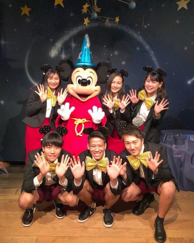 75 ディズニー カチューシャ スパンコール コーデ すべてのイラスト画像