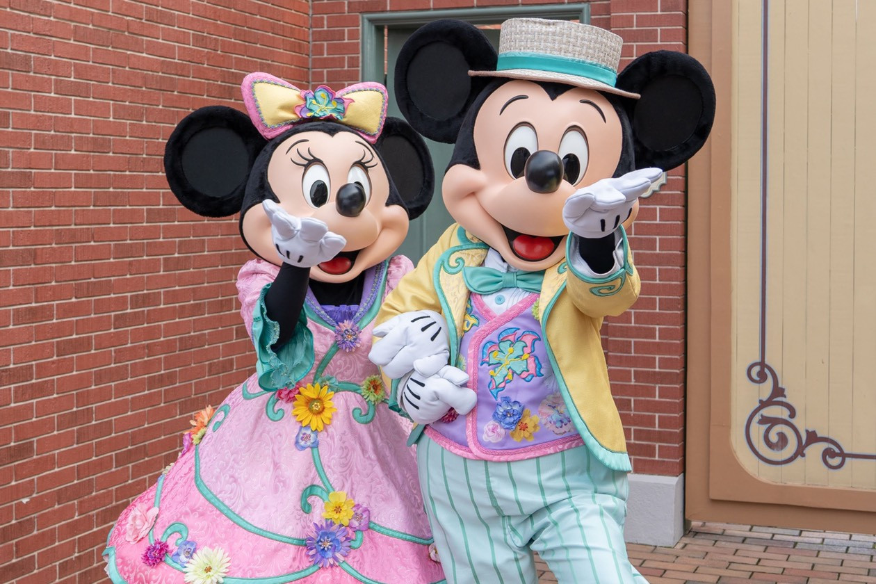 香港ディズニーランドのミッキーとミニー キャステル CASTEL ディズニー情報