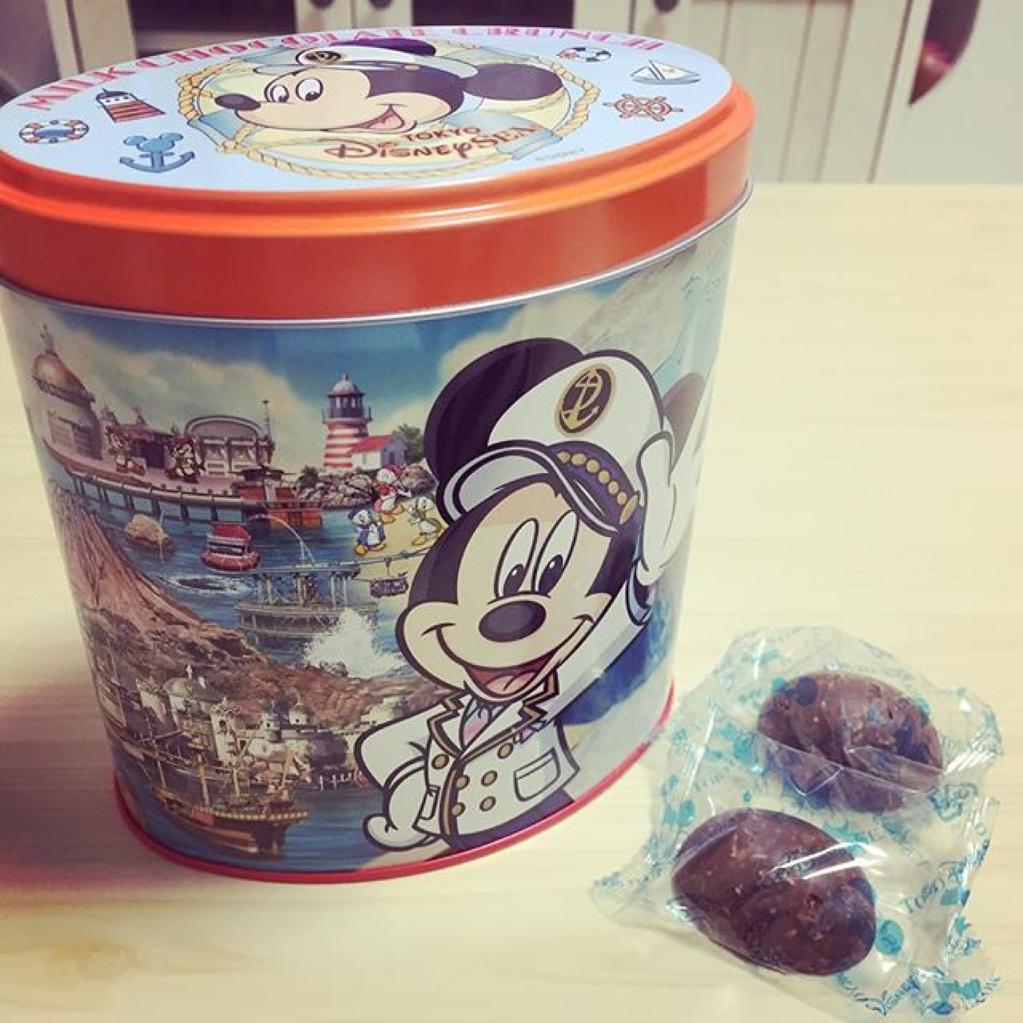 パッケージと中身 キャステル Castel ディズニー情報