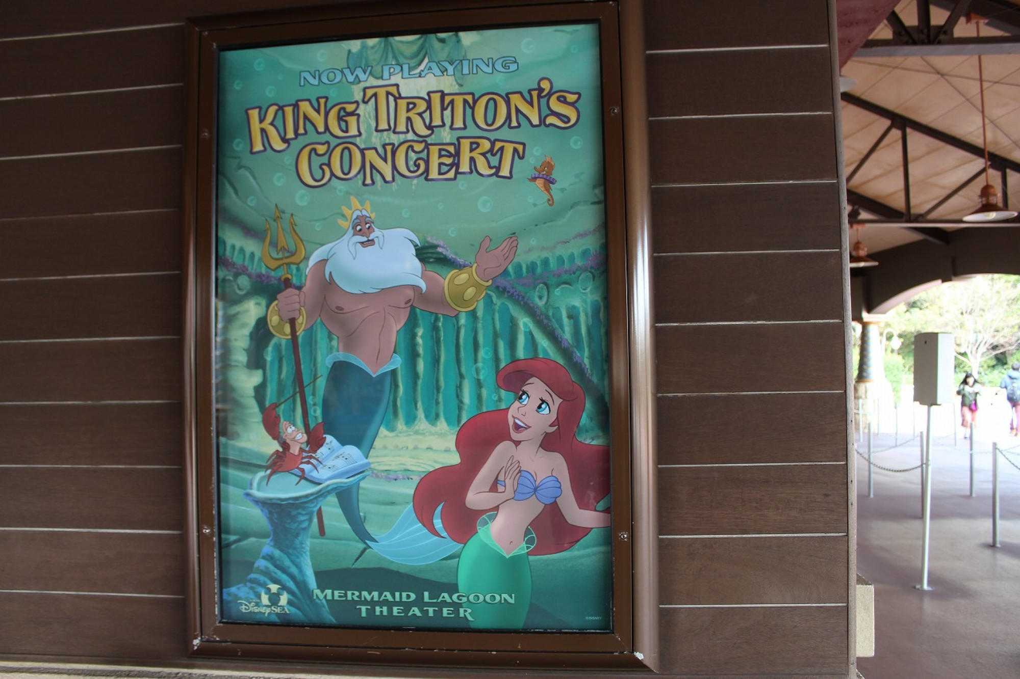 キング トリトンのコンサートのアトラクションポスター キャステル Castel ディズニー情報 キング トリトンのコンサートのアトラクションポスター キャステル Castel ディズニー情報