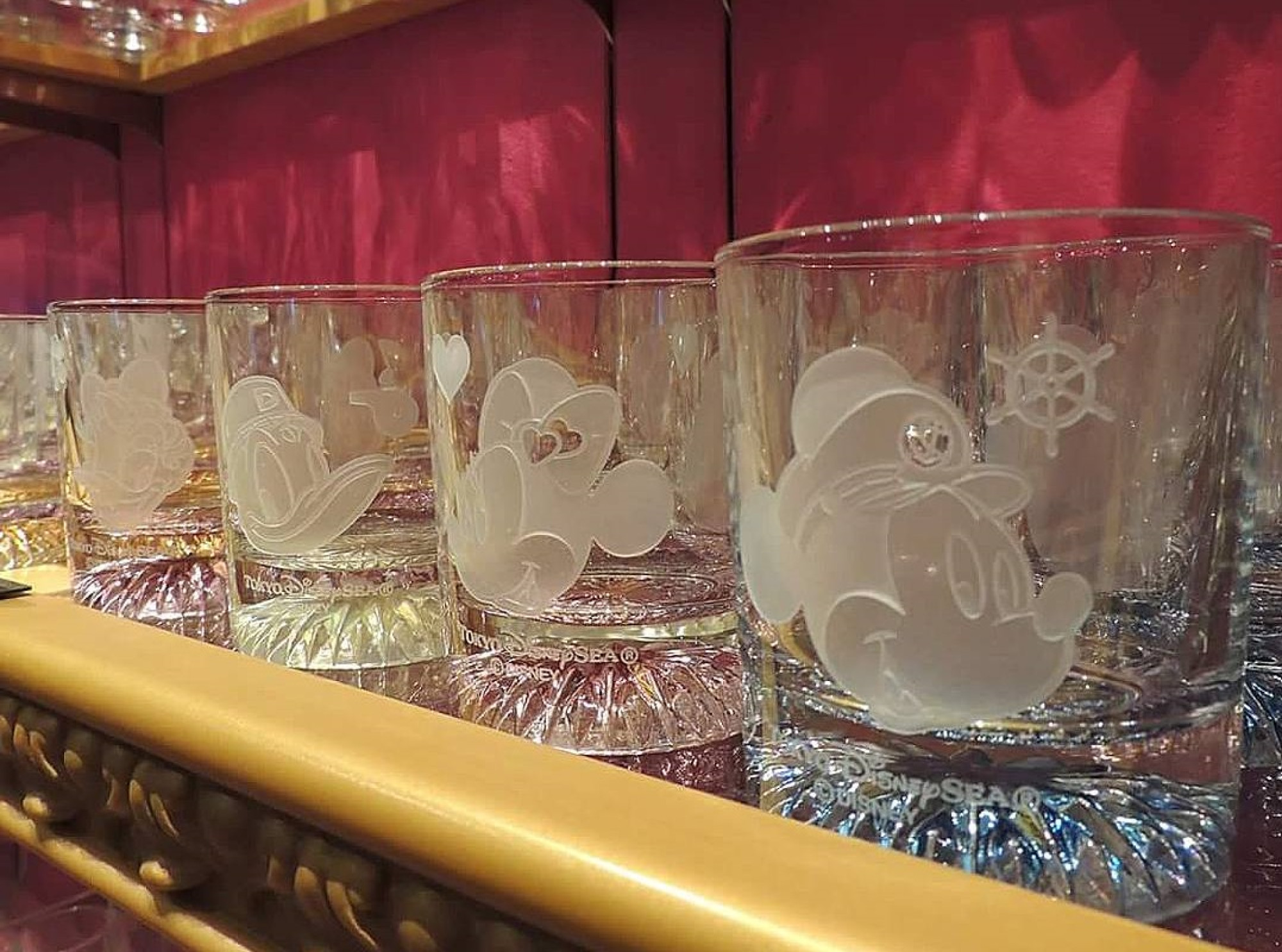 グラス キャステル Castel ディズニー情報