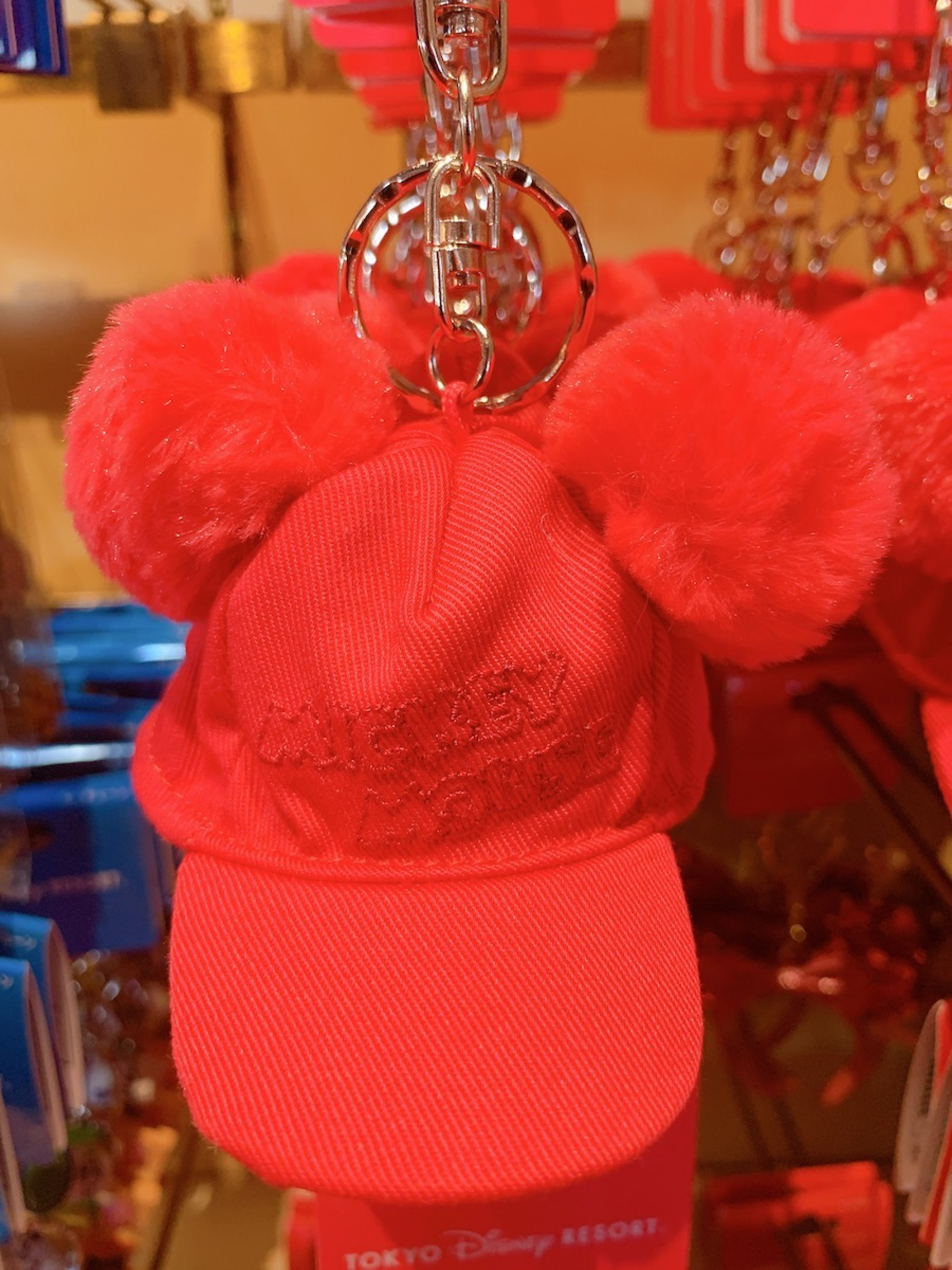 ミッキーポンポンキャップキーチェーン ピンク キャステル Castel ディズニー情報