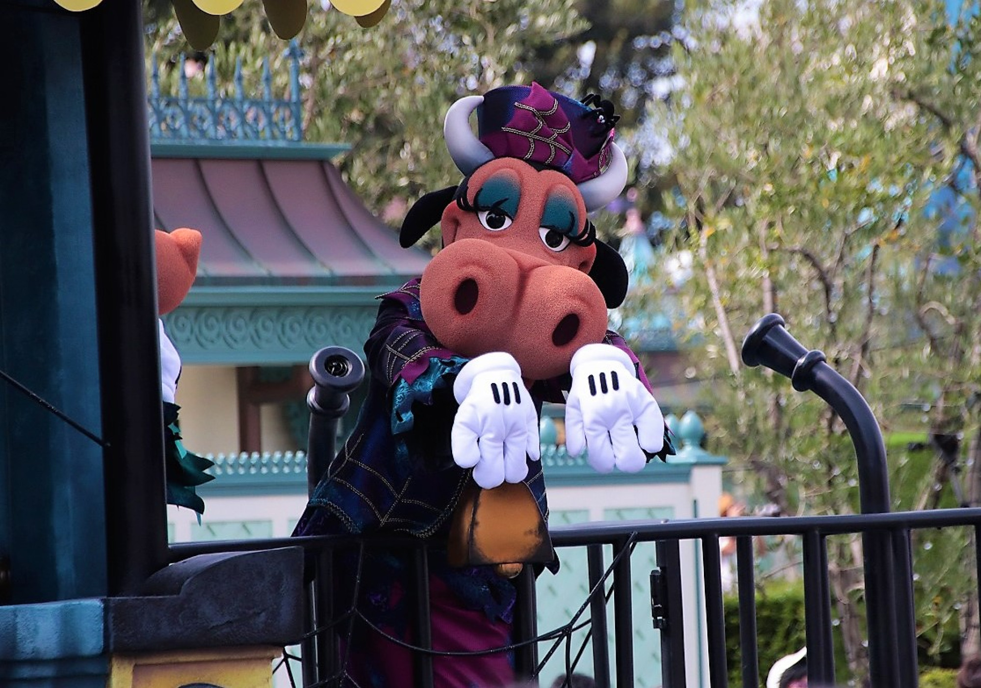 グーフィーの恋人は一体だれ キャステル Castel ディズニー情報