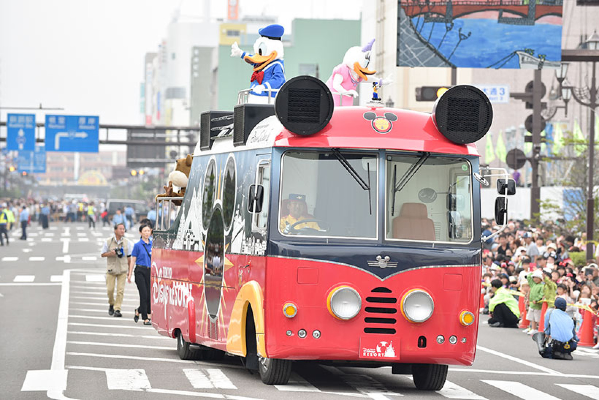 ドリームクルーザーとは キャステル Castel ディズニー情報