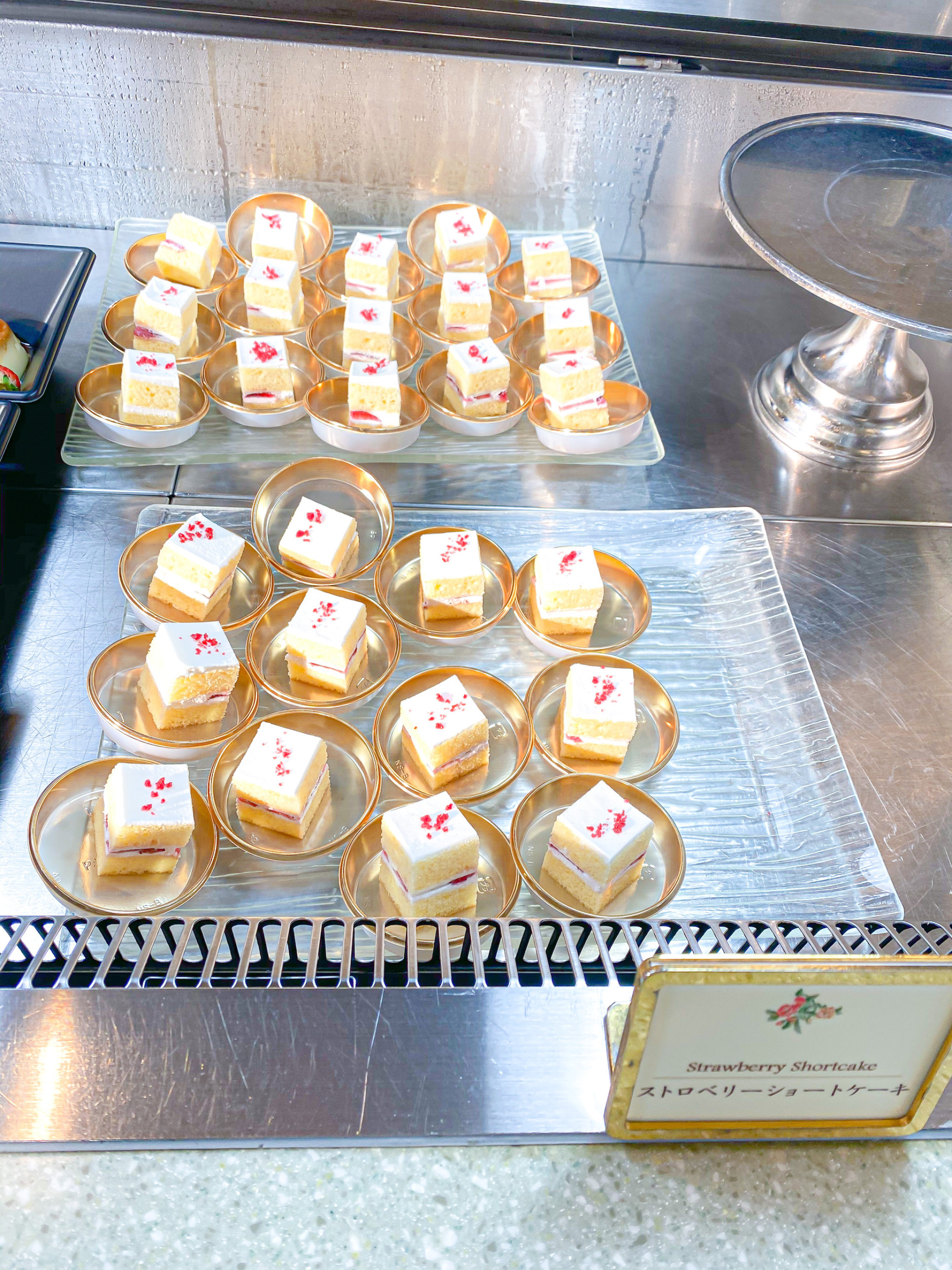 ストロベリーショートケーキ キャステル Castel ディズニー情報