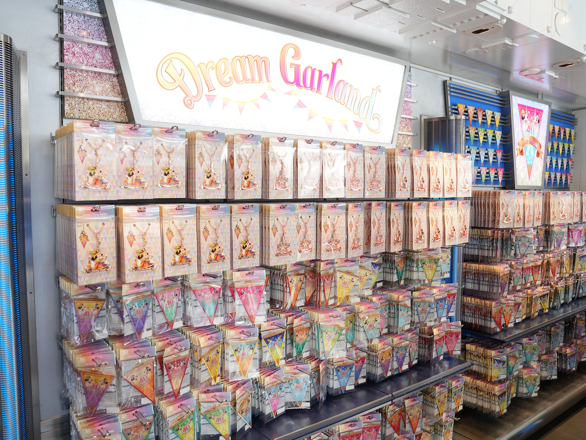 Where Dreams Come True キャステル Castel ディズニー情報