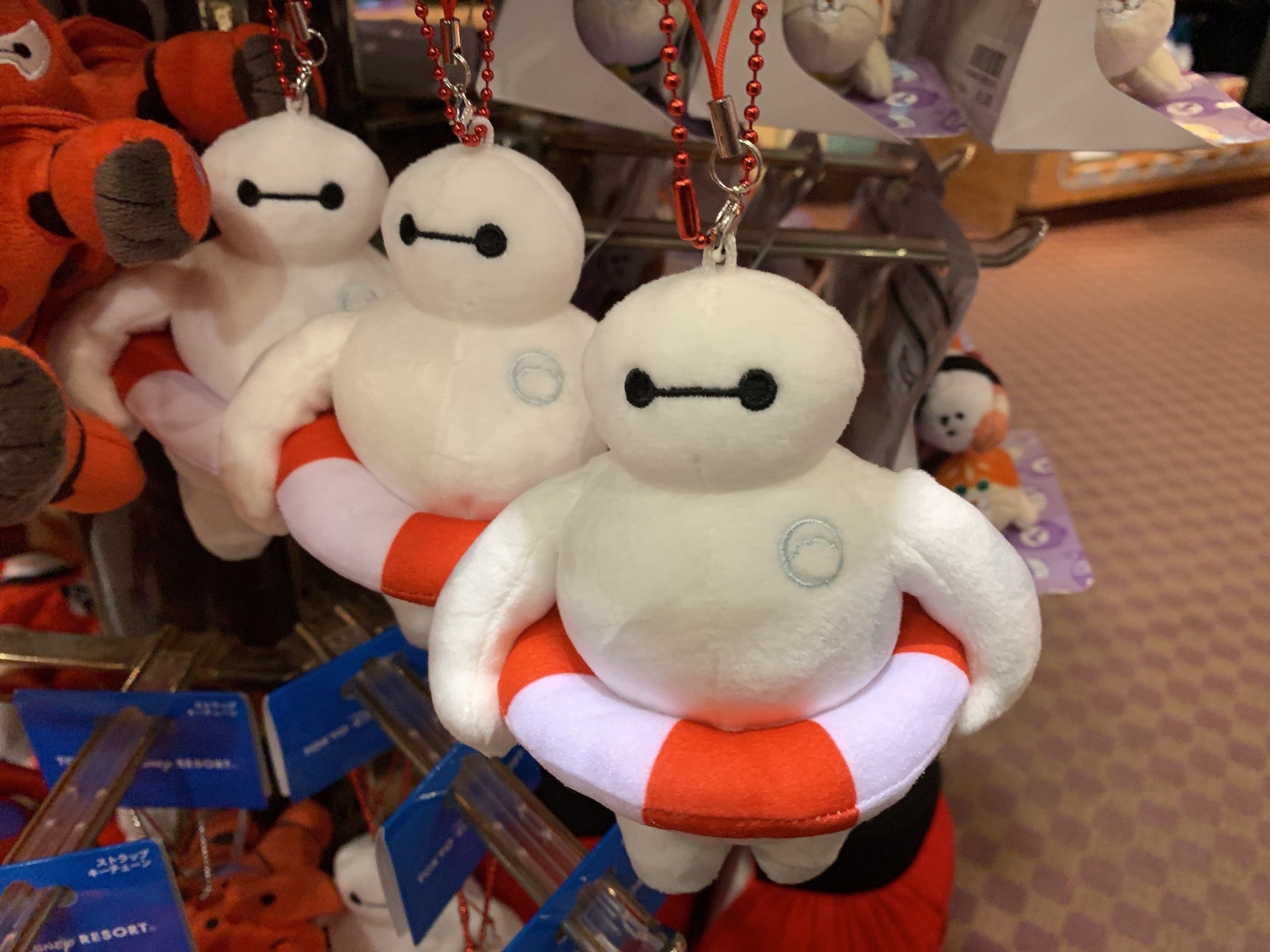 ベイマックスのぬいぐるみストラップ うきわ キャステル Castel ディズニー情報