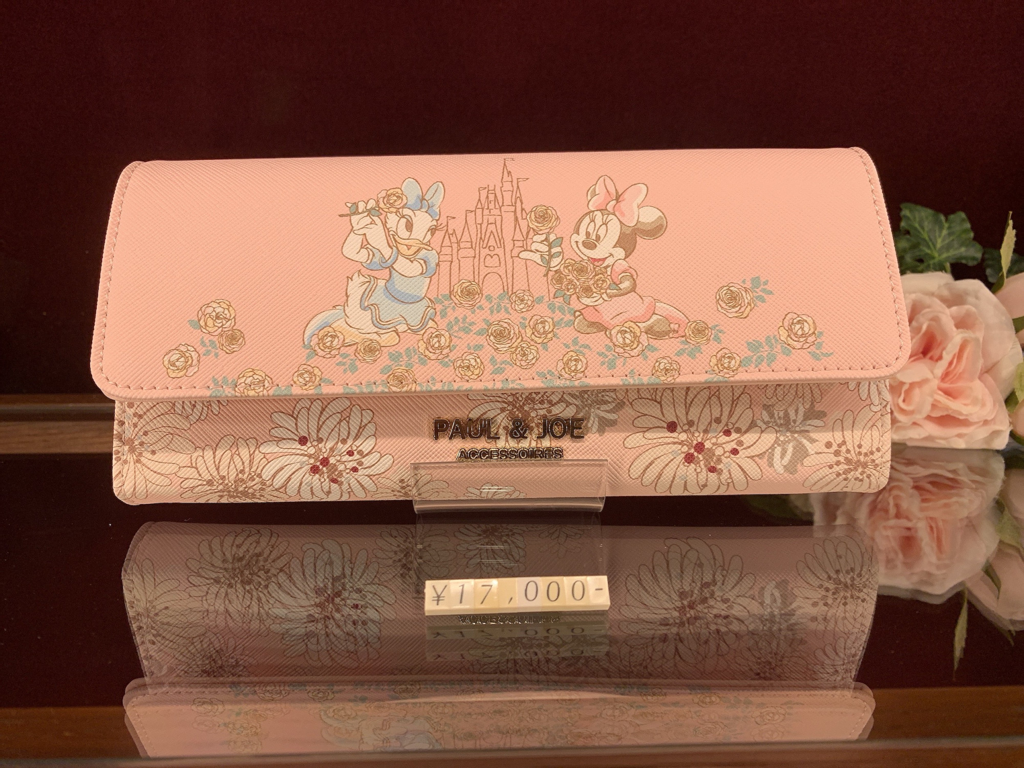 ディズニーpaul Joeコラボグッズ キャステル Castel ディズニー情報