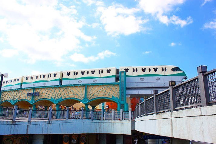 最新 ディズニーリゾートラインを徹底解説 停車駅や料金は おすすめの車両や関連グッズ情報も