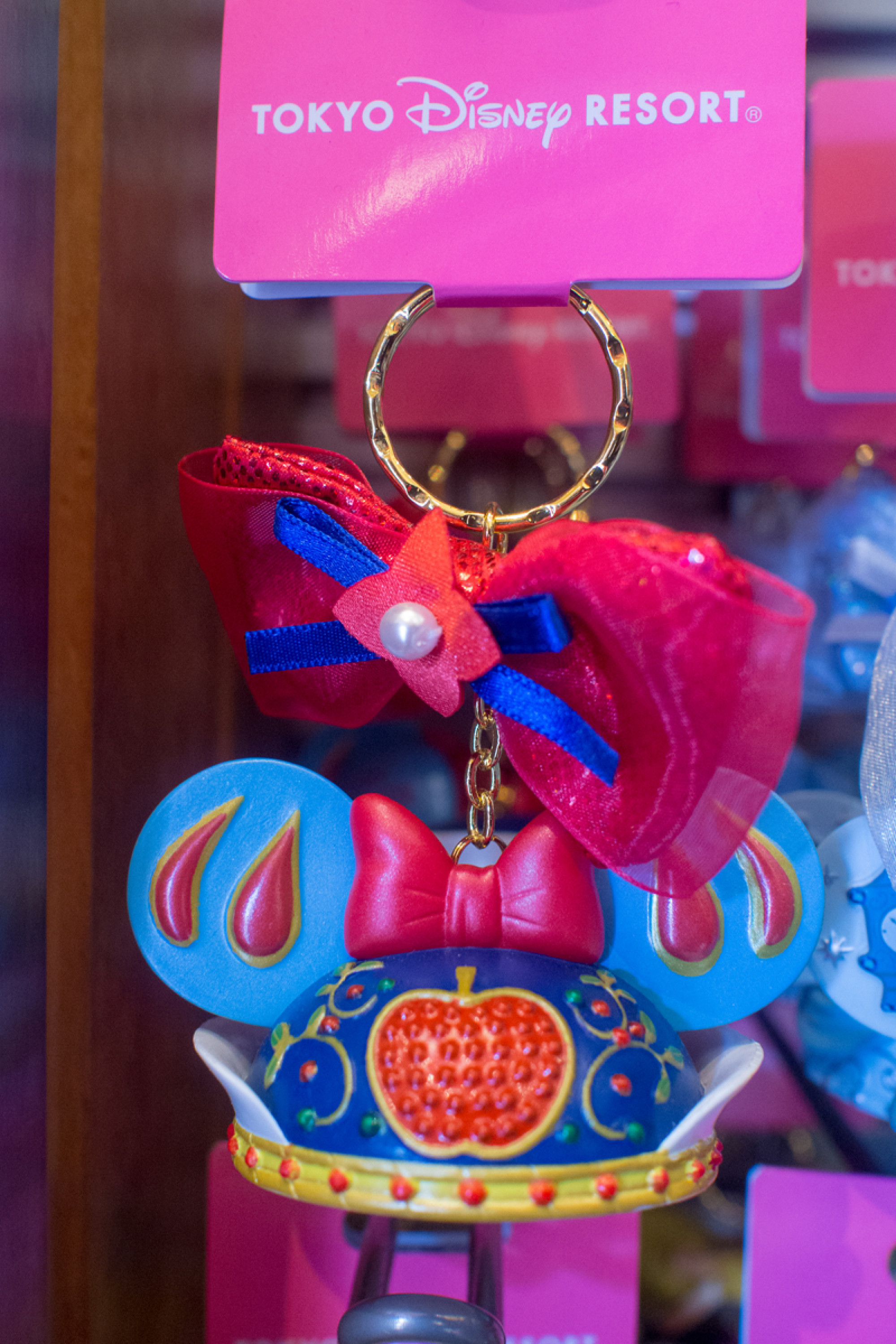 白雪姫モチーフイヤーハットキーチェーン キャステル Castel ディズニー情報