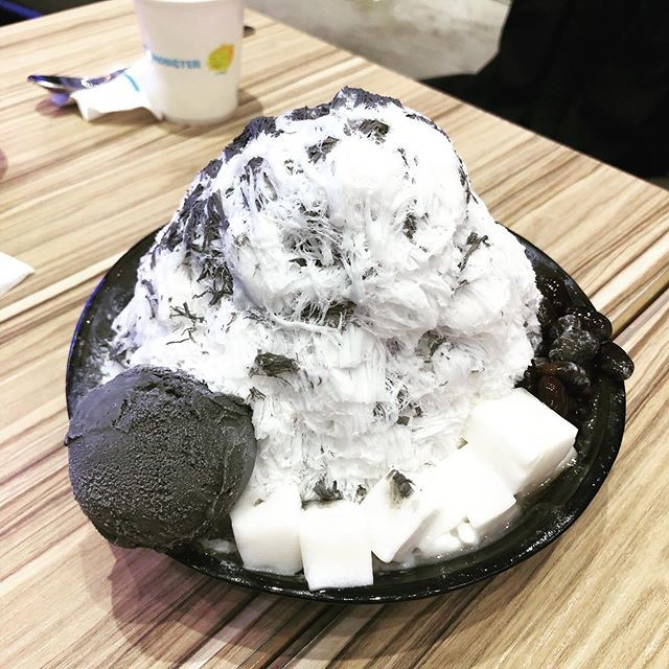 杏仁黑白切綿花甜