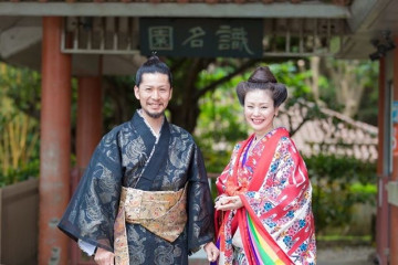 【最新】沖縄のウェディングフォトスポット5選！輝くビーチや沖縄ならではの琉球結婚式を紹介♪