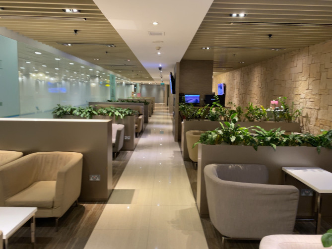 ラウンジの内装