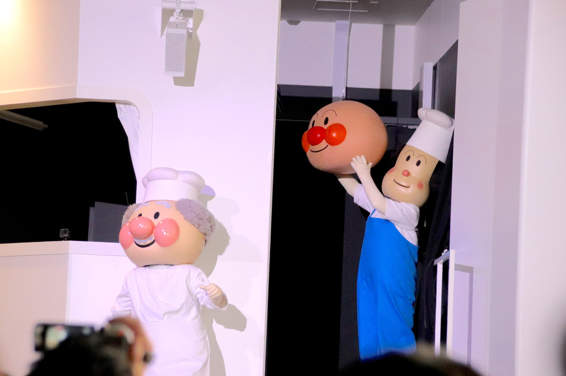 ジャムおじさんとバタコさん ミルミ Mirumi お出かけ 旅行メディア