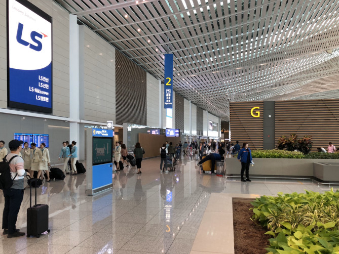 仁川空港の出国フロア