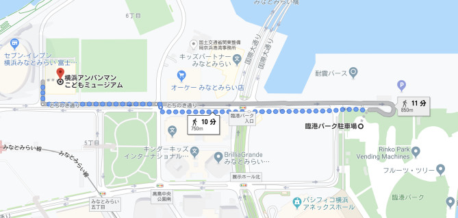 臨港パーク駐車場