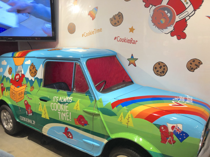 車のオブジェ