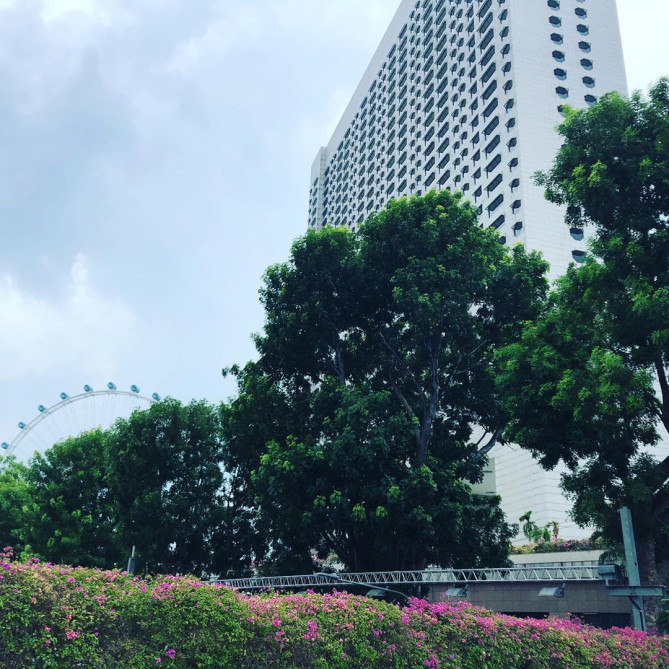 最高級ホテルのリッツカールトン