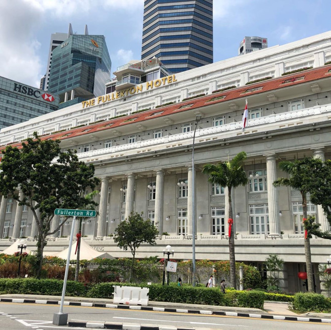 歴史ある建物のフラトンホテル