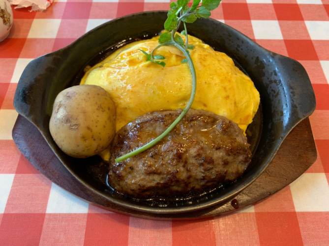 ラケル「おこげごはんのオムライスとハンバーグ」・ららぽーと豊洲