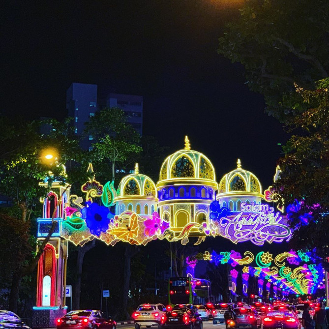 ハリラヤのライトアップ