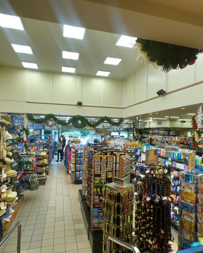 ワイキキABCストアの店内