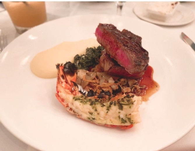 サーフラナイ ハワイランチャーズ牛肉リブアイ・ステーキ&ロブスターロール