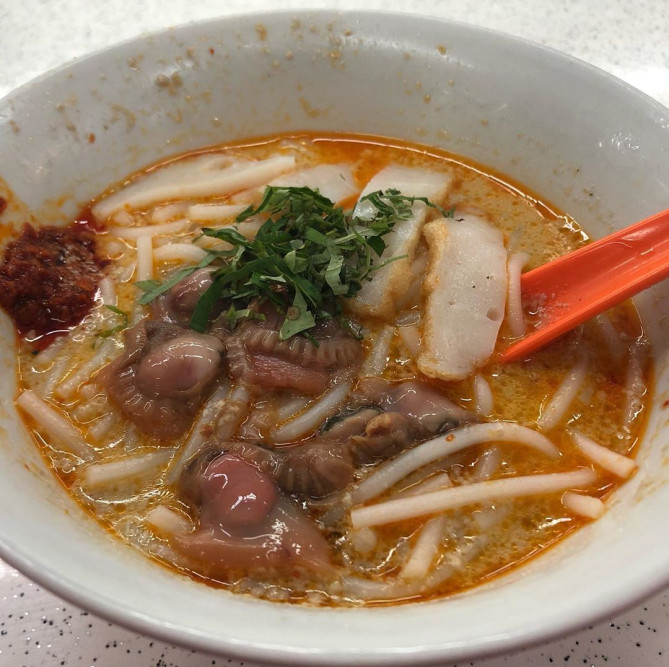 ココナッツミルクを使ったラクサ