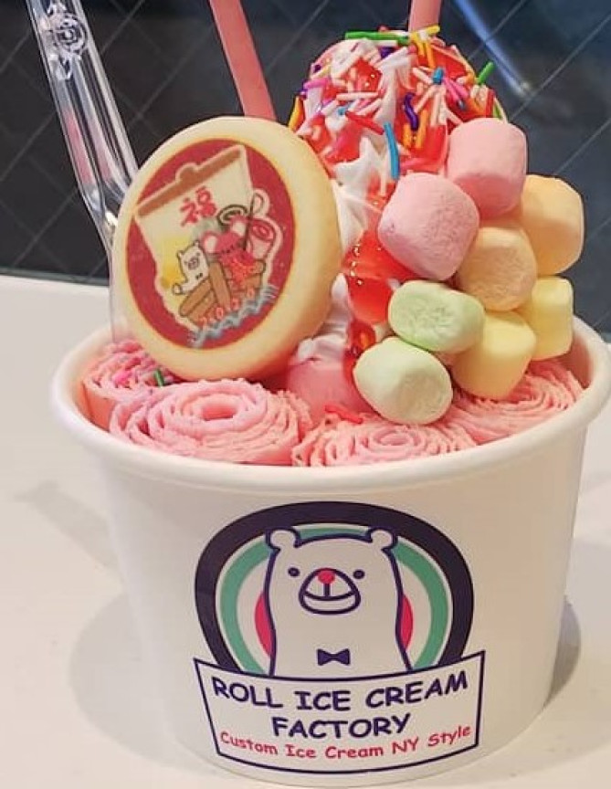 ロールアイスクリームファクトリー