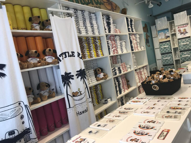 モニ・ホノルル「カラカウア店」