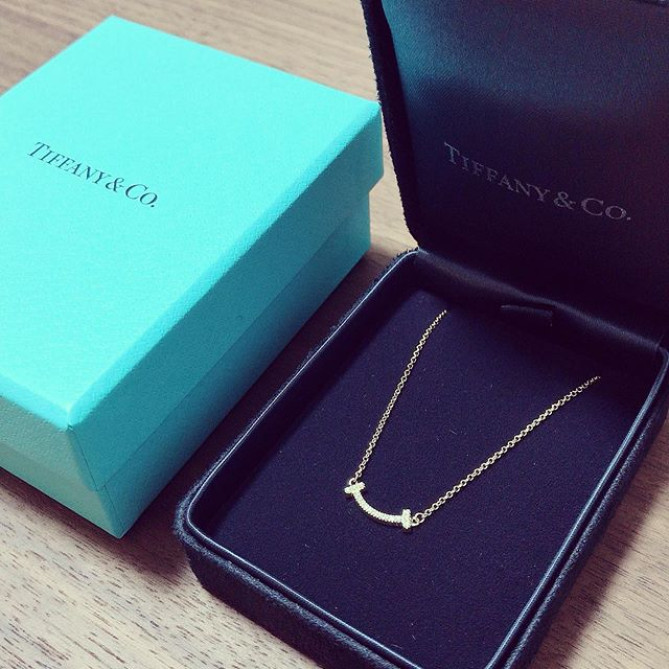 Tスマイルペンダント（ミニ）