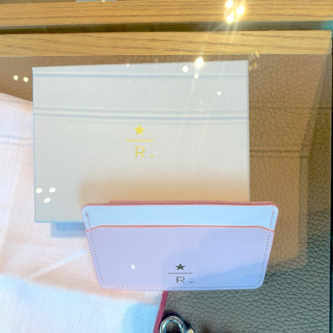 レザーパスケース