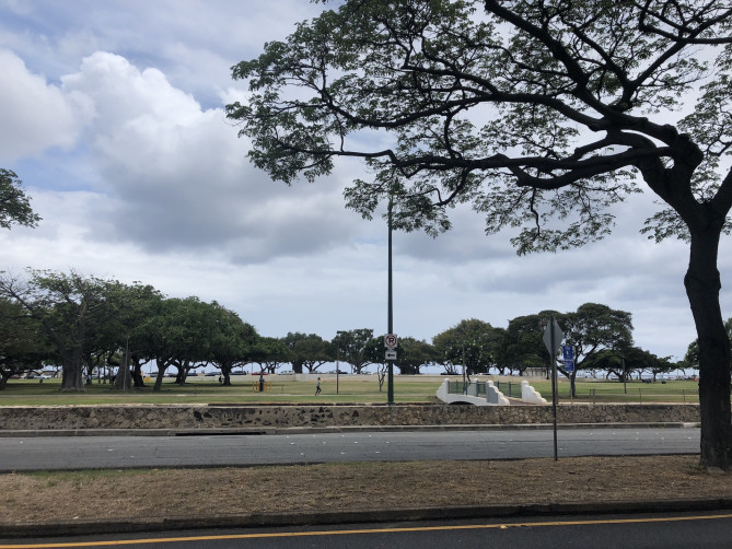 アラモアナパーク