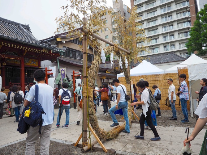 浅草神社の茅の輪