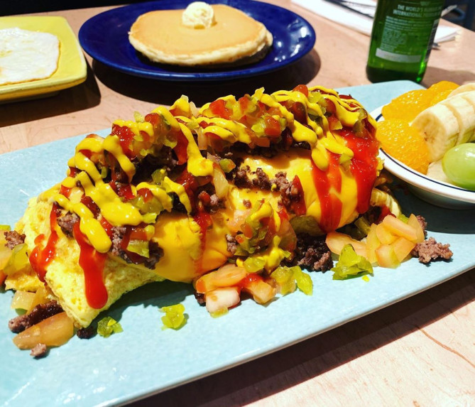 チーズバーガーオムレツ