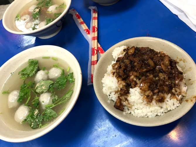 魯肉飯