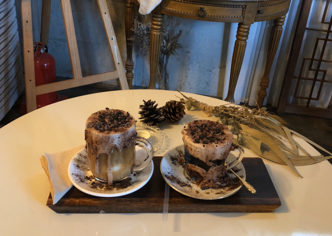 フォトジェニックなチョコビエンナ