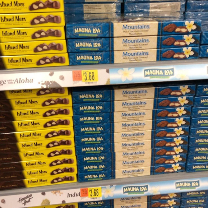 ハワイアンホーストのマカダミアナッツチョコレート