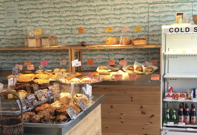 豊富な種類のパン