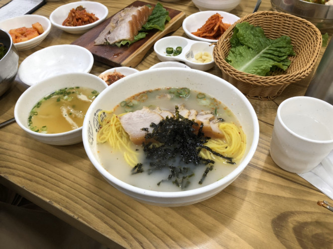 豚肉がのったコギククス