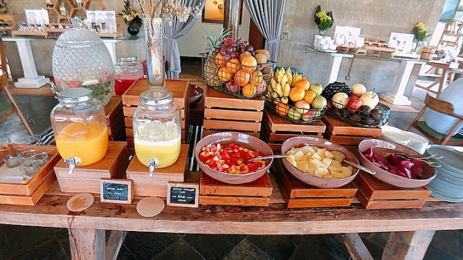 ソレントスパニッシュレストランアンドタパス　朝食フルーツ